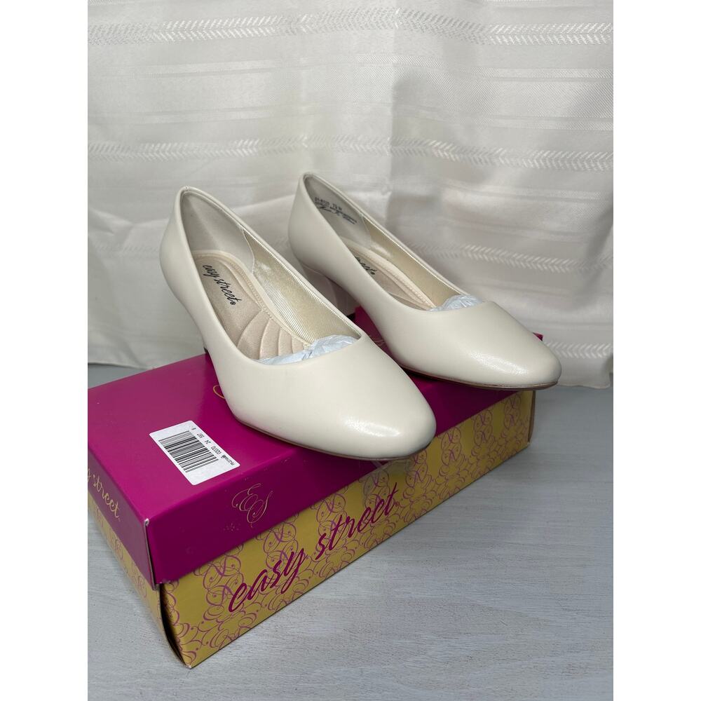 Easy Street Ballari Stiletto Heel Pumps Bone Womens Size 7.5 Wide - Picture 12 of 14